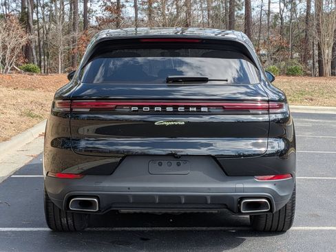 Certified 2025 Porsche Cayenne Coupe AWD/4WD image 6