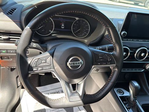 Used 2023 Nissan Sentra SR w/ Electronics Package FWD image 13