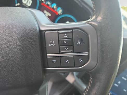 Used 2022 Ford F150 Lariat w/ Equipment Group 502A High AWD/4WD image 15