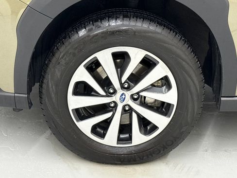 Certified 2024 Subaru Outback Premium image 10