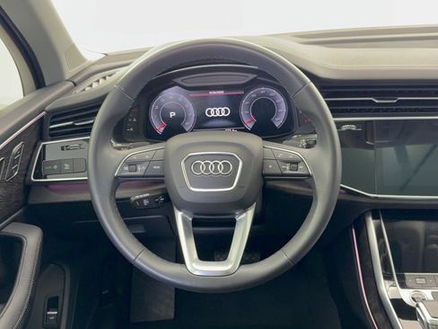 Used 2023 Audi Q7 3.0T Premium Plus w/ Premium Plus Package AWD/4WD image 10