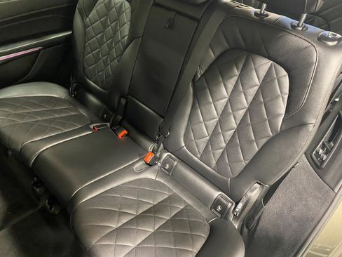 Used 2025 BMW X7 xDrive40i w/ Climate Comfort Package image 20