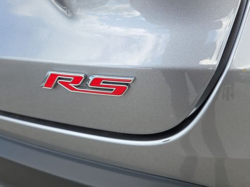 Used 2025 Chevrolet Trax RS FWD image 36