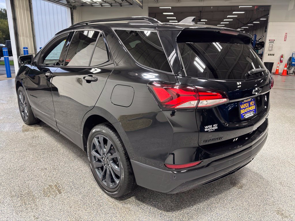 Used 2024 Chevrolet Equinox RS AWD/4WD image 5