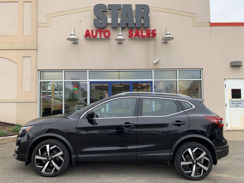 Used 2020 Nissan Rogue Sport SL w/ Premium Package AWD/4WD image 4