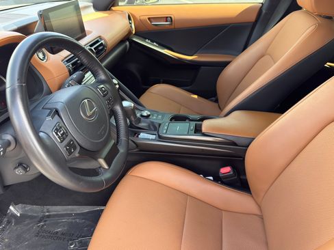 Used 2023 Lexus IS 300 w/ Premium Package RWD image 10
