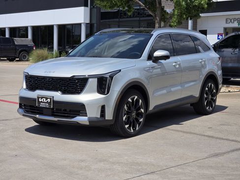 New 2026 Kia Sorento SX FWD image 2