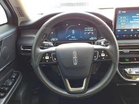 Used 2024 Lincoln Corsair Reserve w/ Equipment Group 201A AWD/4WD image 11