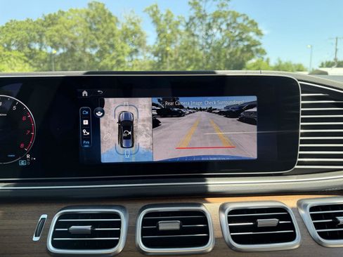 Certified 2025 Mercedes-Benz GLS 450 4MATIC image 12