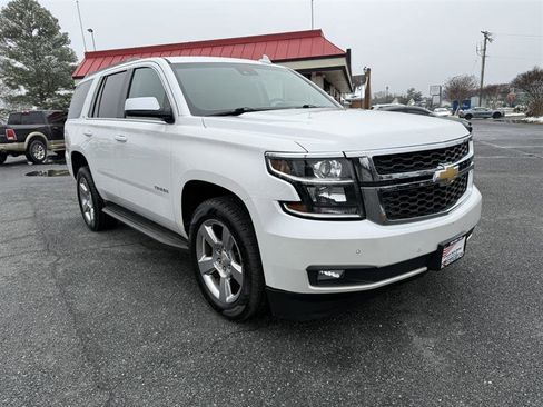 Used 2018 Chevrolet Tahoe LT w/ Luxury Package image 17
