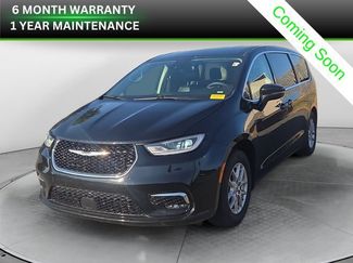 Used 2024 Chrysler Pacifica Touring-L FWD video 1