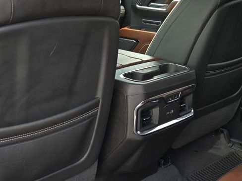 Used 2024 GMC Sierra 1500 Denali Ultimate AWD/4WD image 33