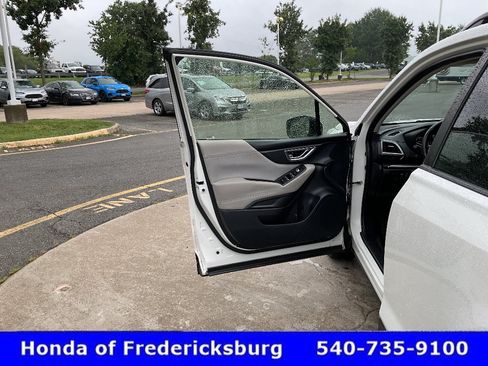 Used 2019 Subaru Forester Premium AWD/4WD image 14