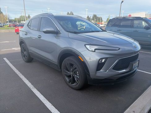 Used 2025 Buick Encore GX Sport Touring w/ Comfort Package image 6