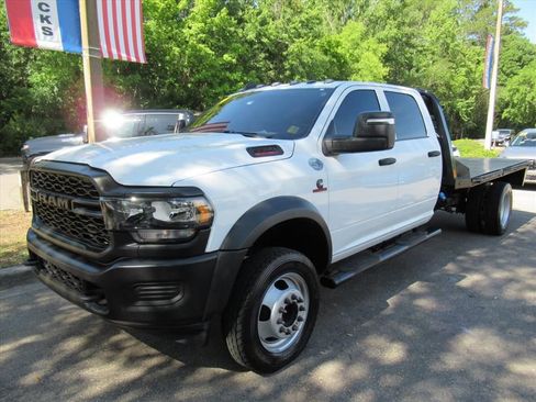 Used 2024 RAM 5500 Tradesman w/ Electrical Accessory Group AWD/4WD image 3
