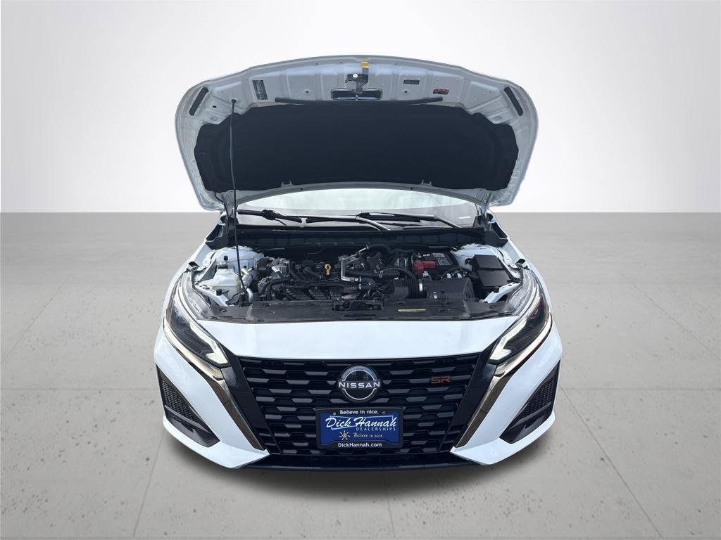 Used 2024 Nissan Altima 2.5 SR FWD image 4