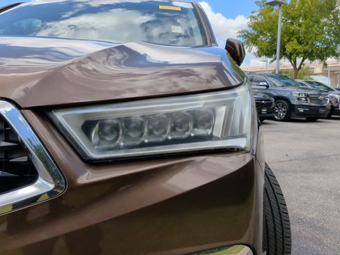 Used 2019 Acura MDX w/ Technology & Entertainment AWD/4WD image 3