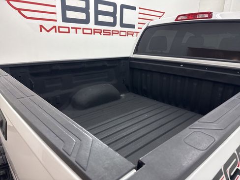 Used 2019 Toyota Tundra SR5 image 11