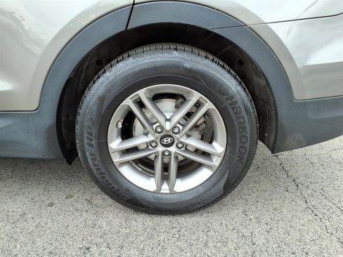 Used 2017 Hyundai Santa Fe Sport AWD/4WD image 5