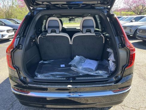 New 2026 Volvo XC90 T8 Plus AWD/4WD image 12