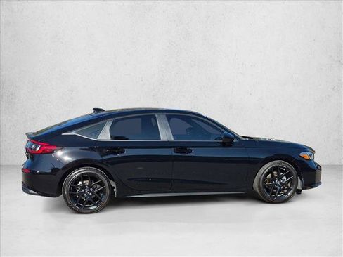 Used 2025 Honda Civic Sport image 4