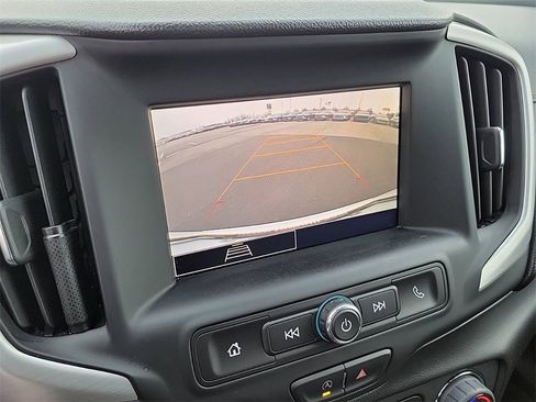 Used 2022 GMC Terrain SLE w/ Driver Convenience Package image 26