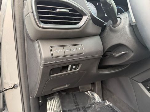 Certified 2023 Hyundai Santa Fe Limited AWD/4WD image 19