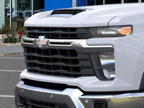 New 2026 Chevrolet Silverado 2500 LT image 13
