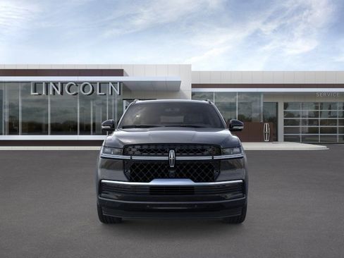 New 2026 Lincoln Navigator L Reserve AWD/4WD image 6