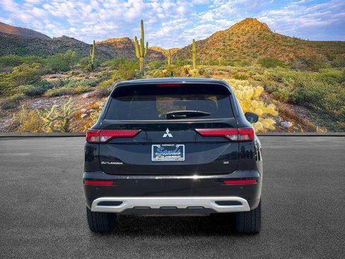 Used 2024 Mitsubishi Outlander SE AWD/4WD image 9
