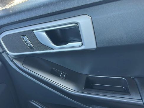 Used 2021 Ford Explorer 4WD image 21