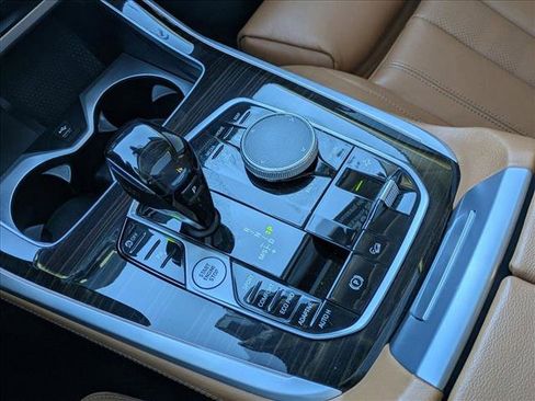 Used 2021 BMW X7 xDrive40i image 12