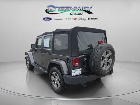 Used 2017 Jeep Wrangler Unlimited Sahara w/ Max Tow Package image 15