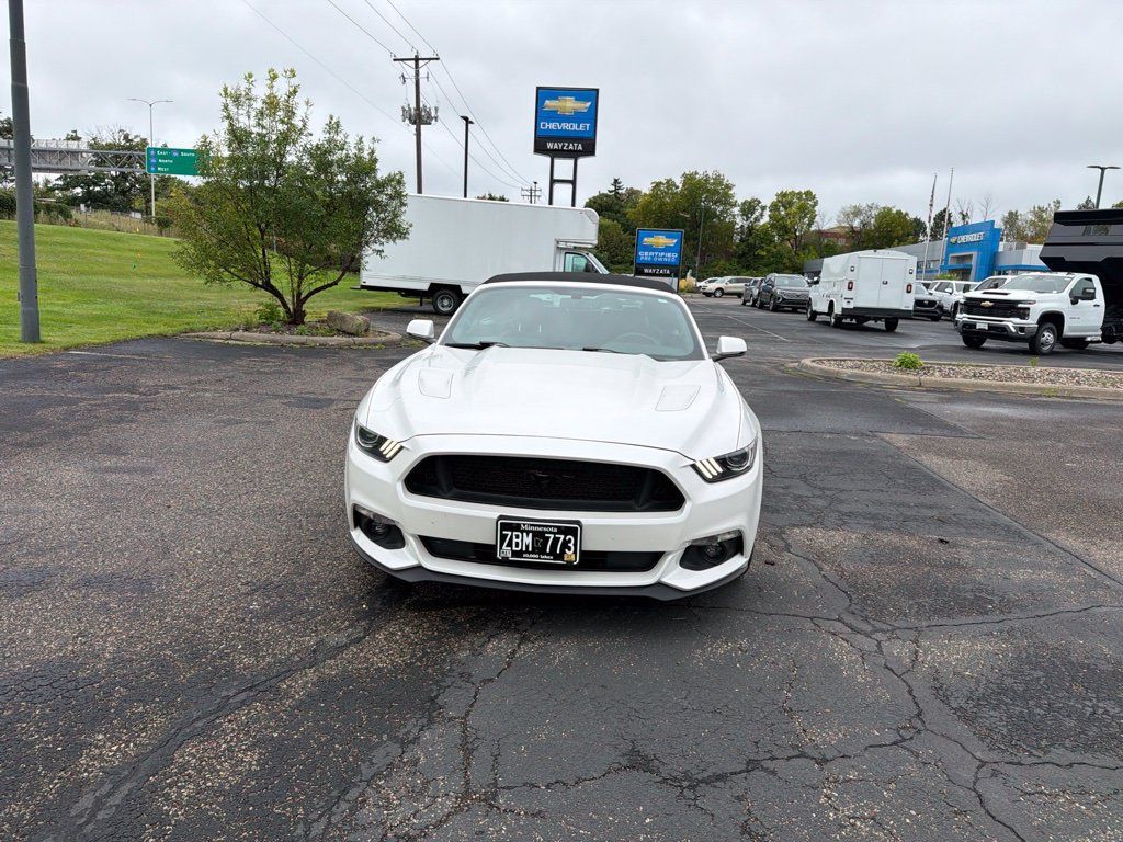Used 2017 Ford Mustang GT Premium w/ Black Accent Package RWD image 12