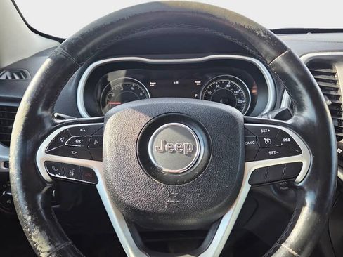 Used 2014 Jeep Cherokee Limited AWD/4WD image 8
