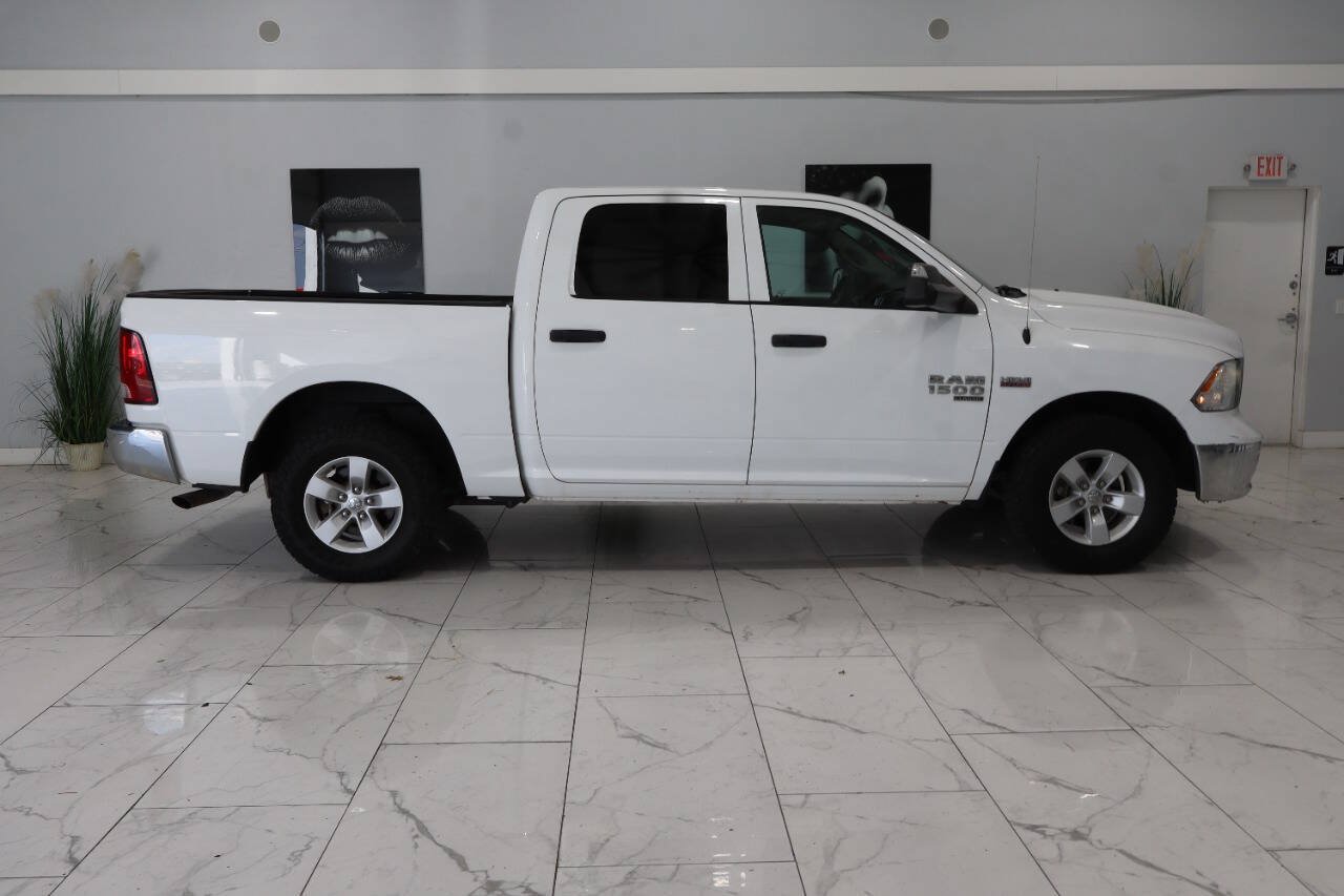 Used 2019 RAM 1500 Tradesman w/ Popular Equipment Group AWD/4WD image 3