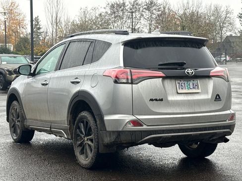 Used 2018 Toyota RAV4 Adventure image 3