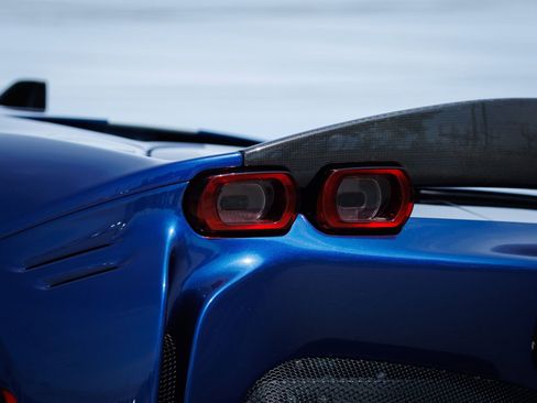 Used 2022 Ferrari SF90 Stradale image 28