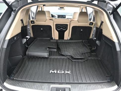 Used 2023 Acura MDX SH-AWD w/ Advance Package image 18