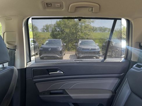 Certified 2023 Volkswagen Atlas SE w/ Panoramic Sunroof Package AWD/4WD image 20