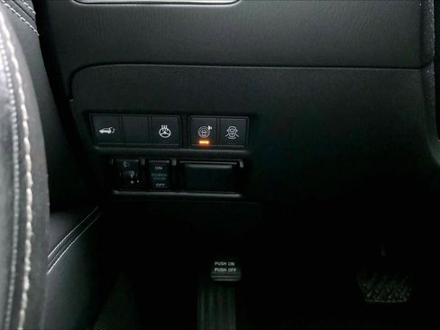 Used 2019 Nissan Armada Platinum w/ Captain's Chairs Package image 34