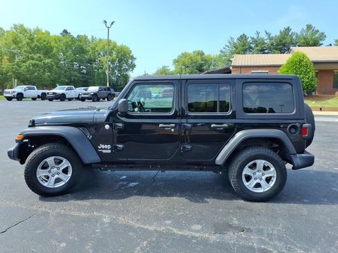 Used 2020 Jeep Wrangler Unlimited Sport S AWD/4WD image 30