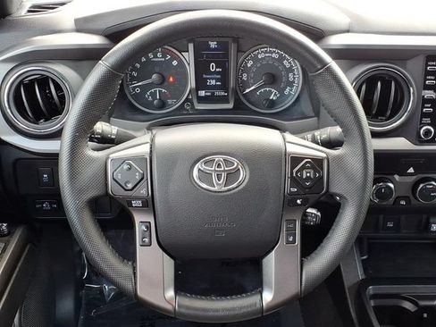 Certified 2023 Toyota Tacoma TRD Off-Road AWD/4WD image 14