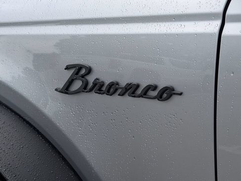 Used 2023 Ford Bronco Badlands AWD/4WD image 35
