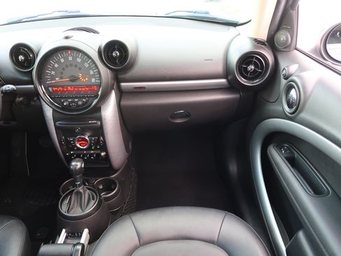 Used 2016 MINI Cooper Countryman FWD image 15
