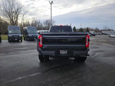 Used 2025 Ford F450 Platinum image 8
