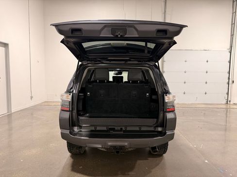 Used 2023 Toyota 4Runner SR5 Premium w/ Moonroof Package image 9