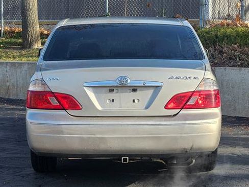 Used 2004 Toyota Avalon image 4