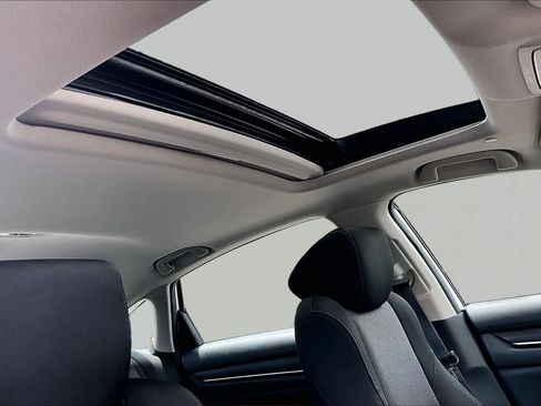 Used 2020 Honda Accord EX image 13