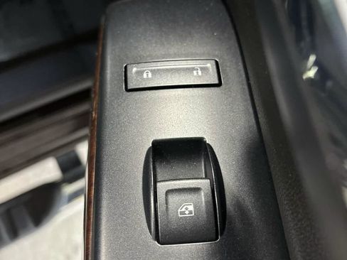 Used 2018 GMC Sierra 1500 SLE w/ SLE Value Package AWD/4WD image 57